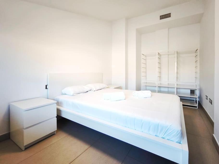 Moderno Apartamento Duplex En Terrassa Centro Eksteriør billede